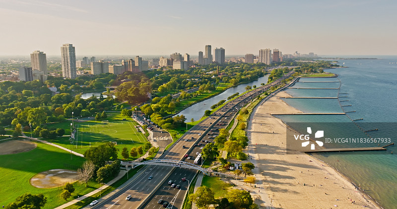 航拍芝加哥北大道海滩图片素材