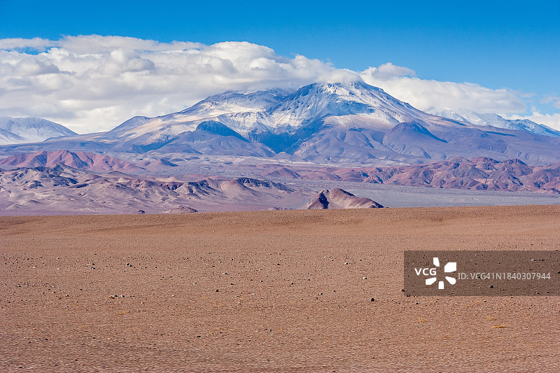 智利高原的火山景观图片素材