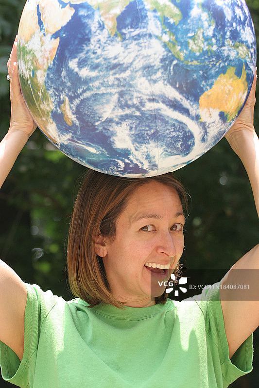 全球女性图片素材