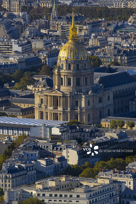 洛朗·吉劳杜/巴黎，荣军院鸟瞰图，曾是军事医院，现在是博物馆图片素材