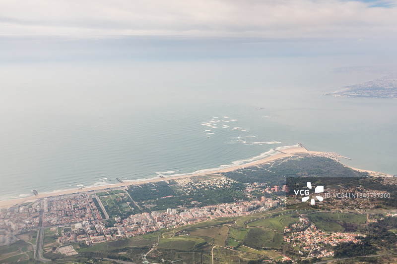 卡帕里卡海岸和塔霍河口鸟瞰图图片素材