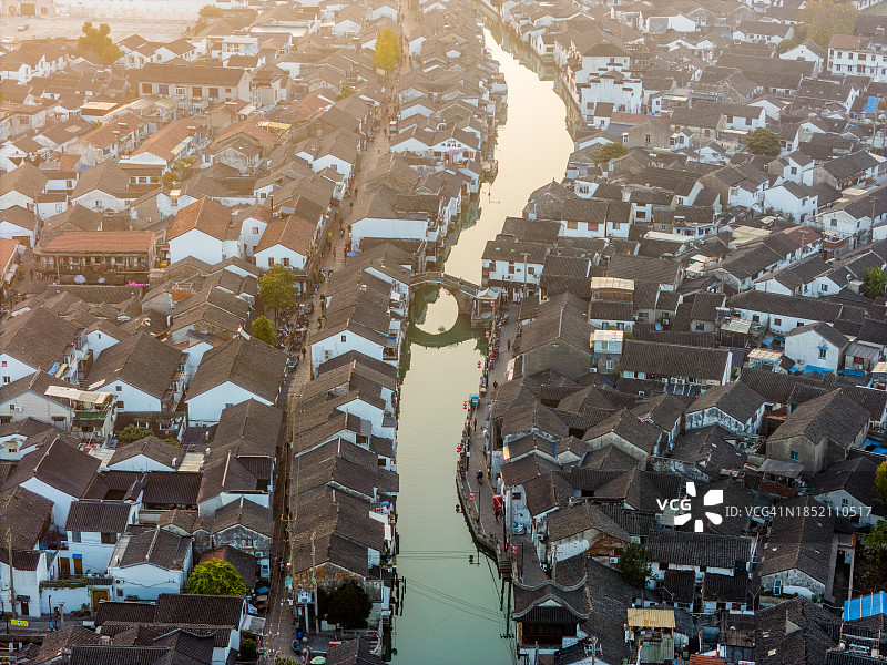 苏州山塘街日出航拍图片素材