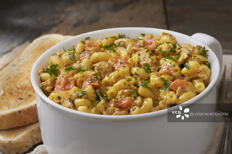 芝士鸡肉末意面图片素材