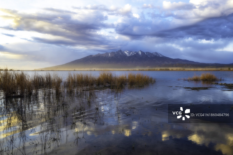 布兰卡峰史密斯水库图片素材