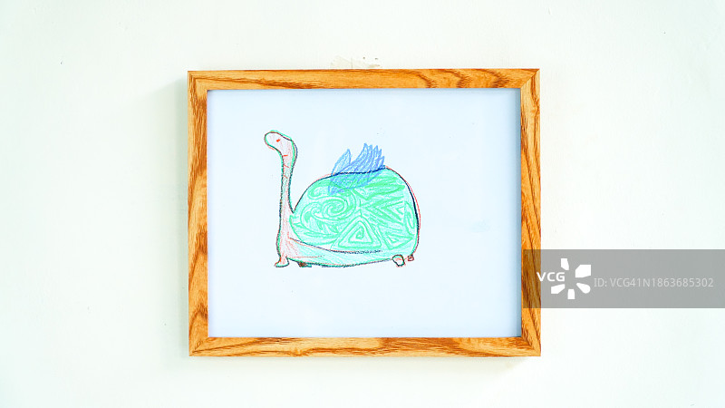 木框中部落绿海龟蜡笔画图片素材