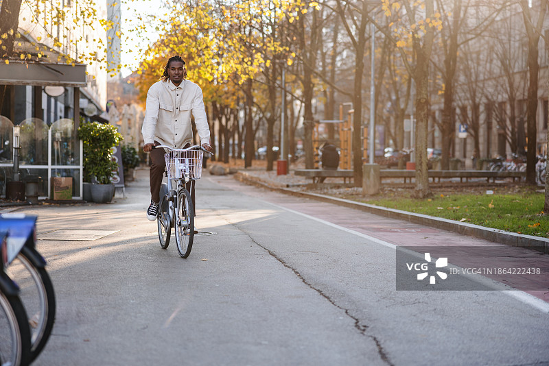 环保城市自行车图片素材