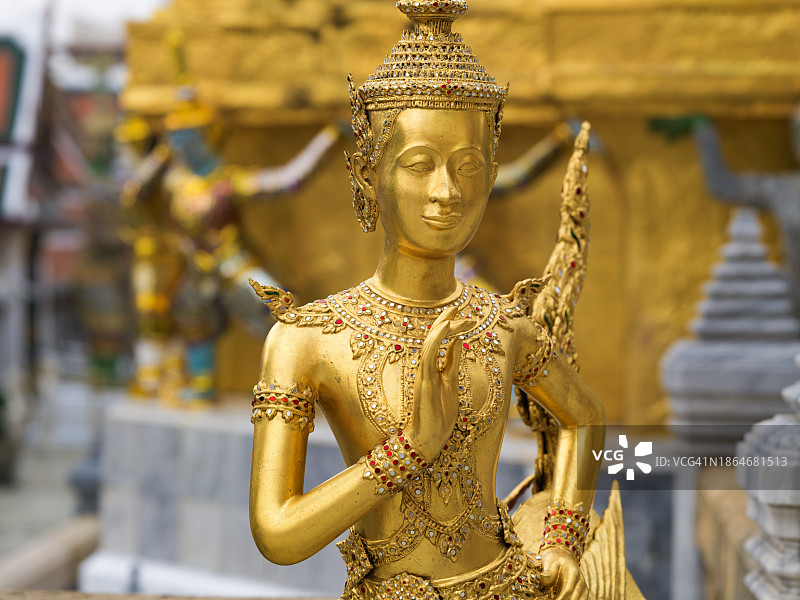 曼谷大皇宫金纳罗雕像，泰国图片素材