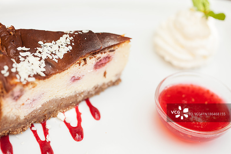 奶油香提芝士蛋糕特写图片素材