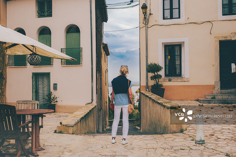 法国朗格多克巴热斯村图片素材