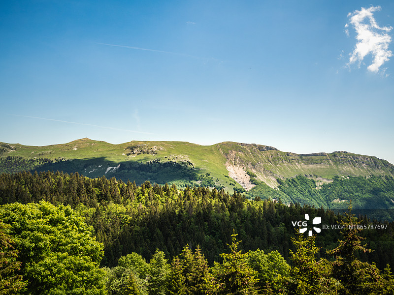 法国汝拉山脉Reculet峰顶景色图片素材