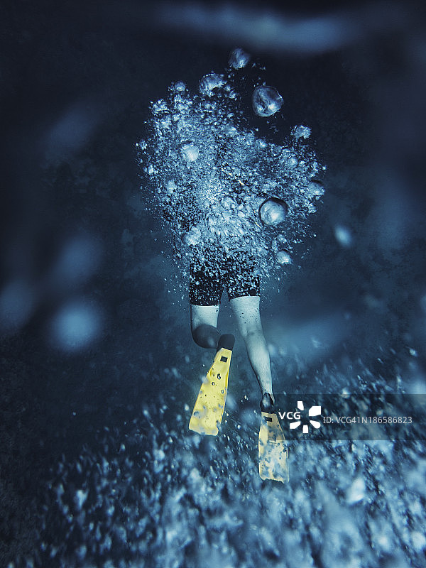 水肺潜水图片素材