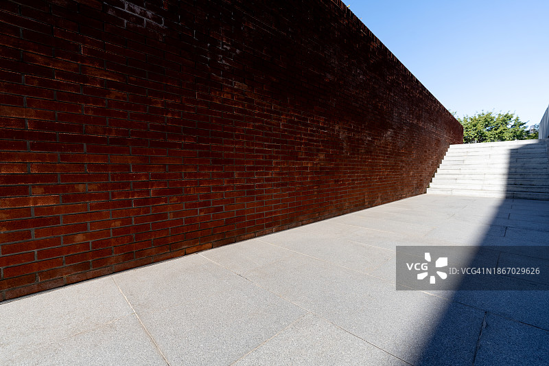 阳光照亮梯子的一部分图片素材