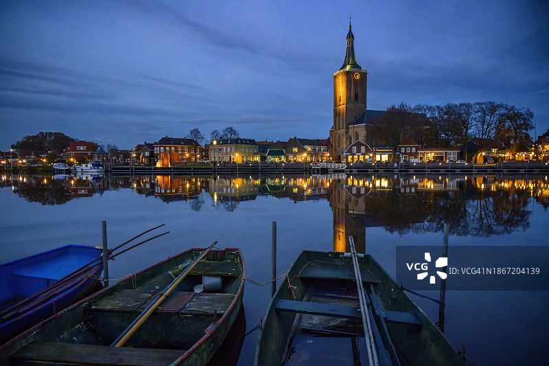 哈瑟尔特兹瓦特瓦特河岸的日落景色图片素材