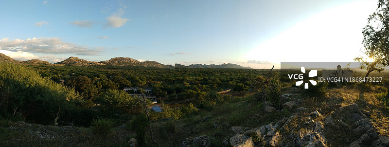 印度拉贾斯坦邦阿杰梅尔地区的景观全景图片素材