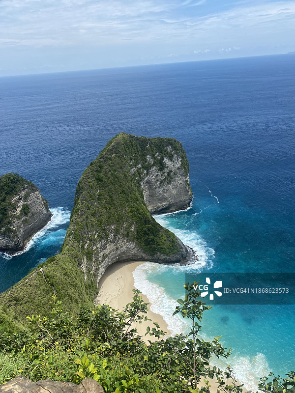 海边岩石高角度景观图片素材