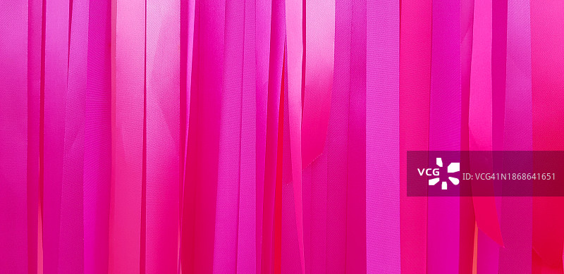 粉色窗帘的完整画面图片素材