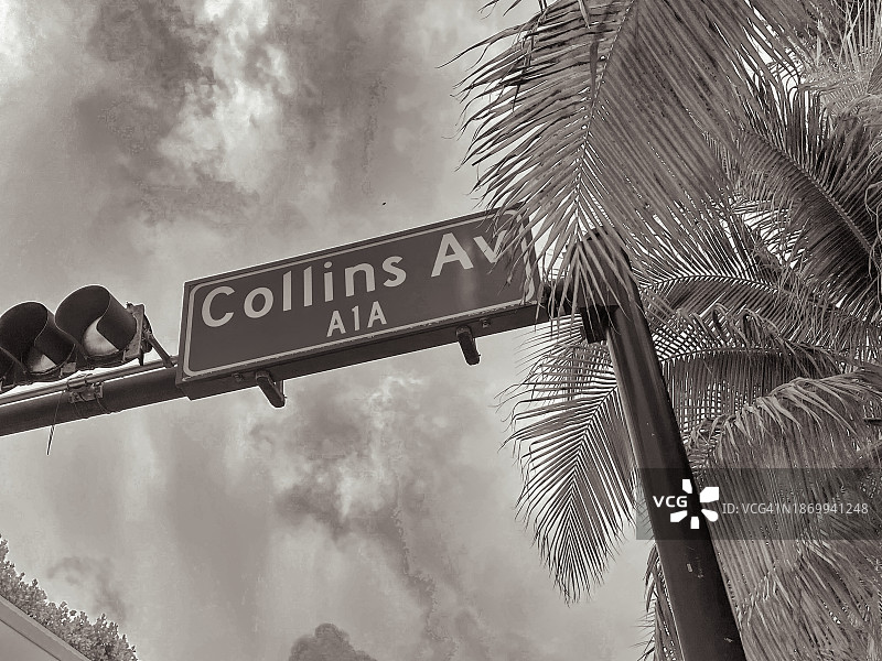 迈阿密柯林斯大街路标图片素材