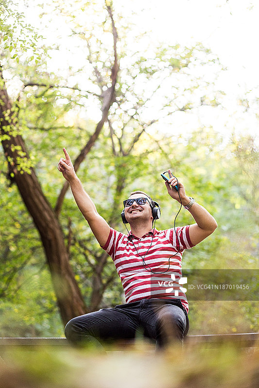 享受音乐图片素材