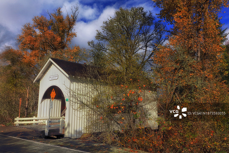 尼尔·莱恩廊桥图片素材