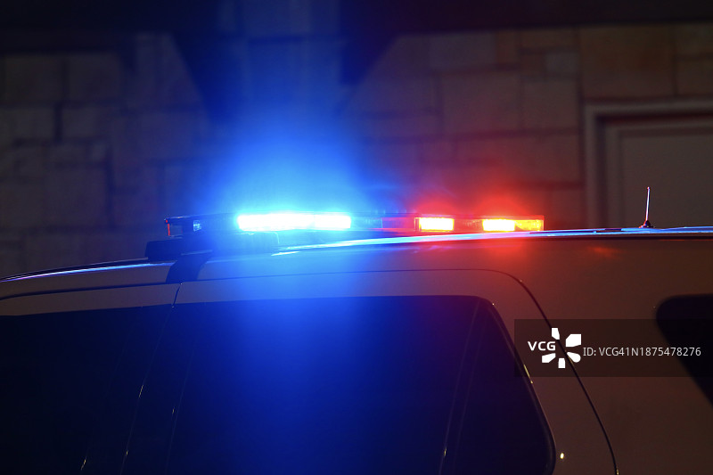 交通拦截的警车图片素材