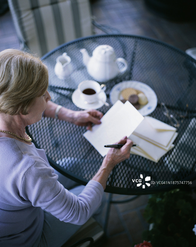 书信时间图片素材