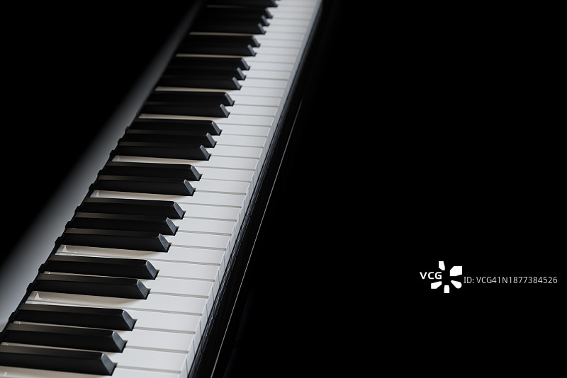 钢琴和钢琴键盘图片素材