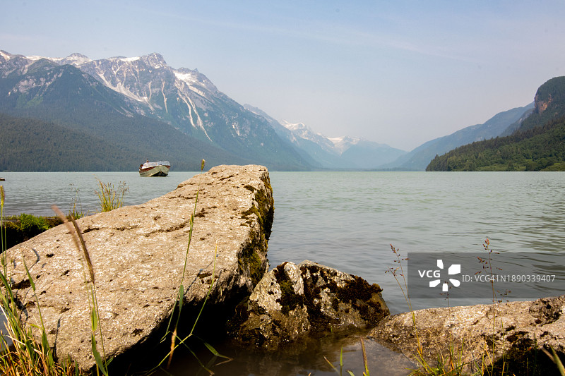 阿拉斯加斯卡圭湖光山色风光图片素材