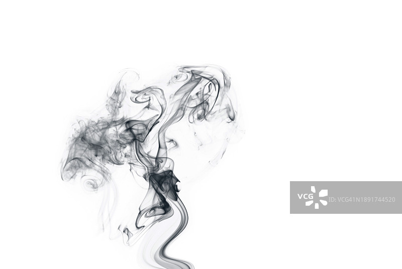 白色背景上的抽象逼真柔和烟雾图片素材