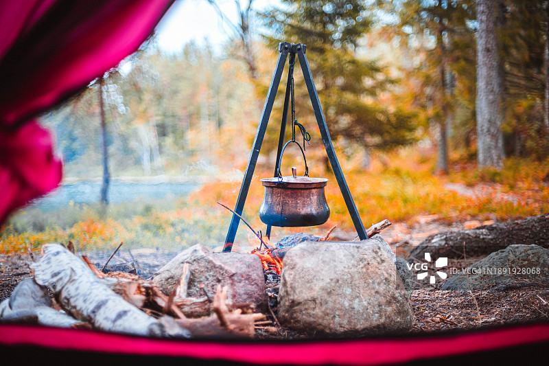 着火的烧水壶图片素材