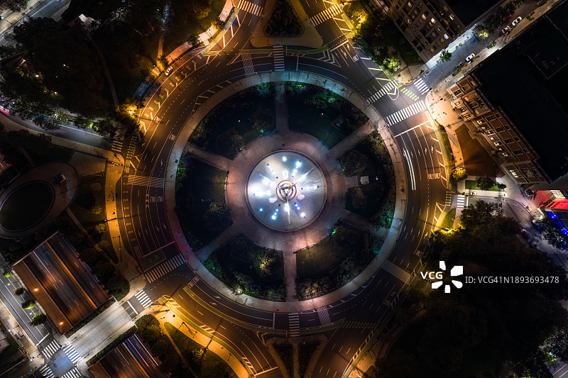 费城夜间洛根环岛市中心航拍俯视图图片素材