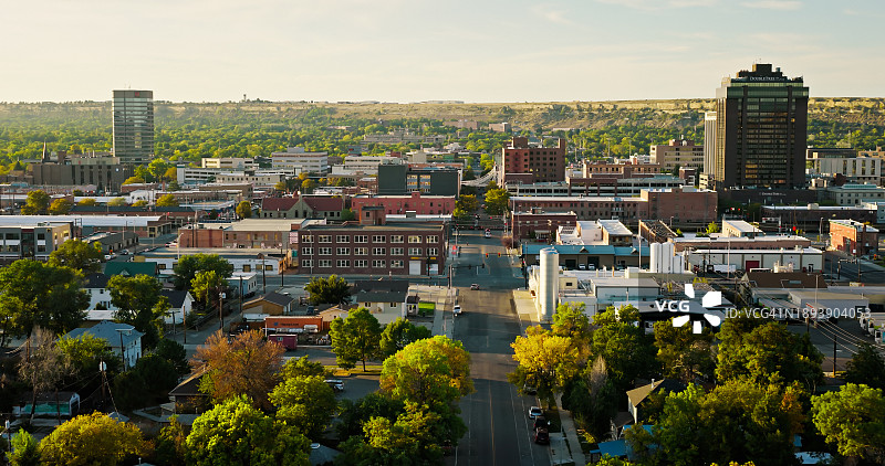 秋日下午蒙大拿州比林斯市中心航拍图片素材
