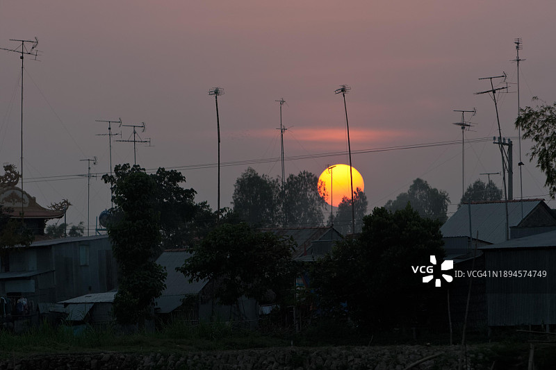 湄公河三角洲的日落景象，越南，亚洲图片素材