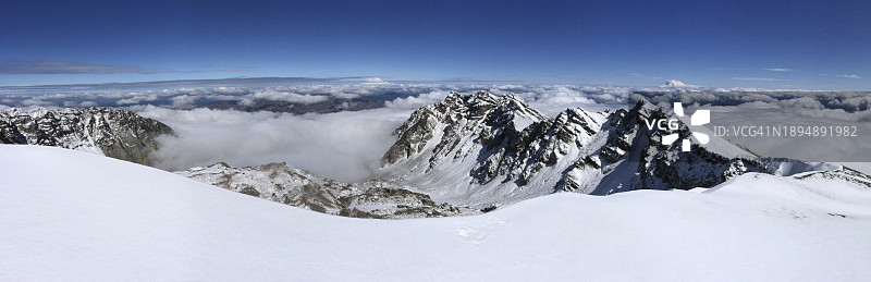 圣海伦斯火山峰图片素材