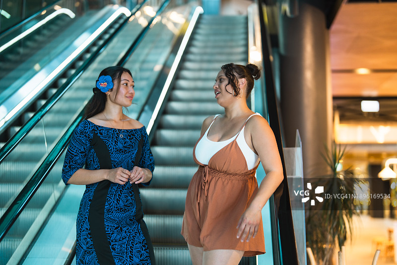 小型谈话图片素材