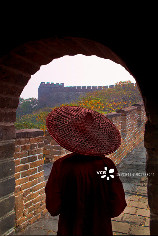 在长城上的中国游客图片素材