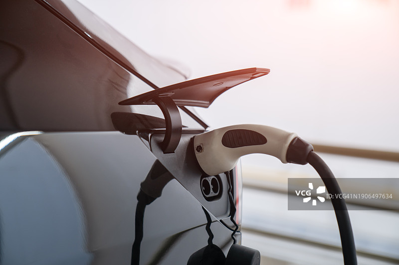 电动汽车充电站图片素材