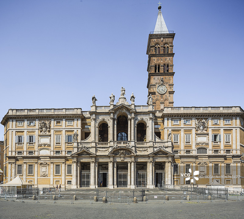 圣母大殿宗座圣殿（又名自由圣母圣殿）图片素材