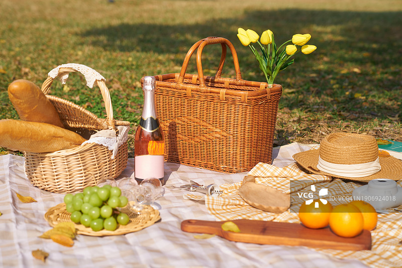 韩国户外野餐自然风光背景图片素材