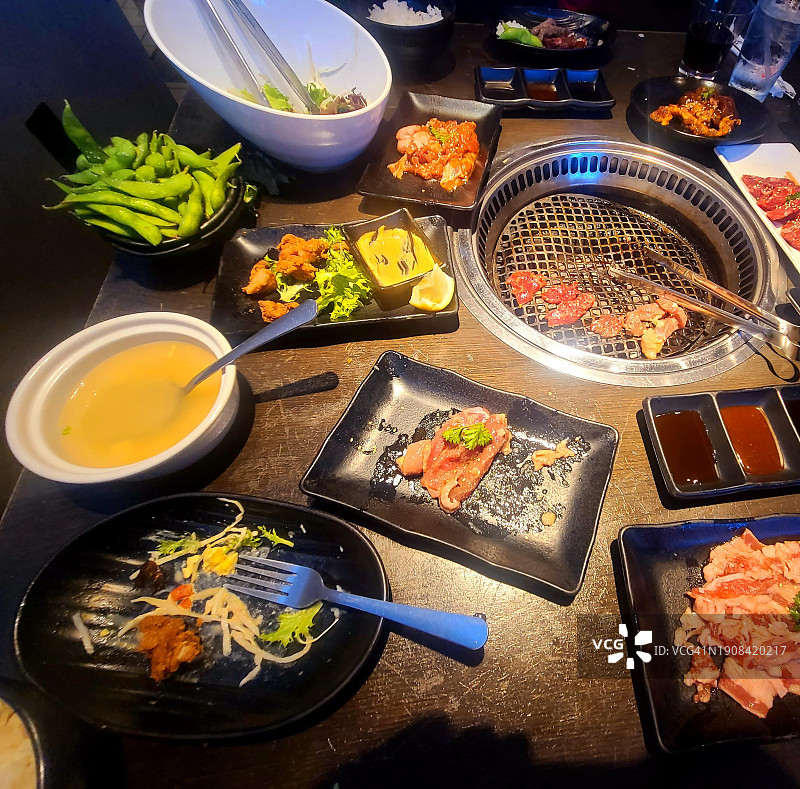 日式烤肉晚餐图片素材