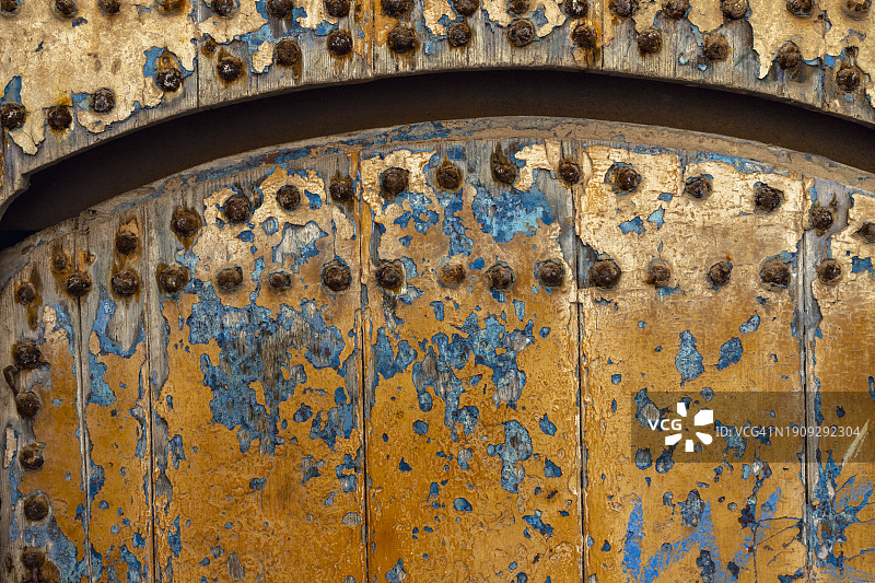 摩洛哥索维拉老旧木门图片素材