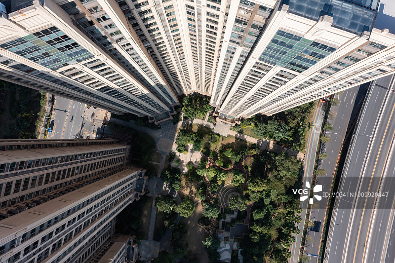 住宅区建筑和绿化特写图片素材