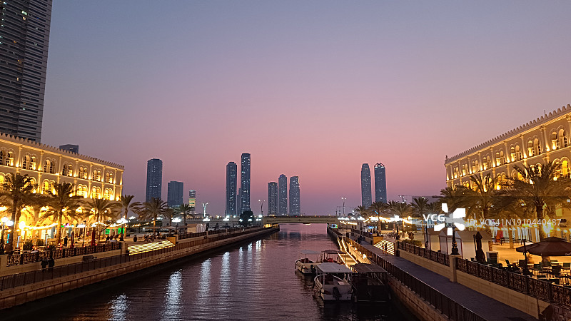 阿拉伯联合酋长国沙迦城市建筑全景图片素材