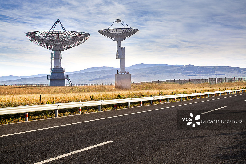 射电望远镜，道路图片素材