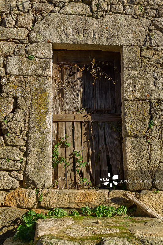 石头房子门图片素材