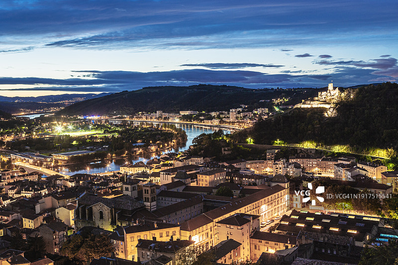 维埃纳镇和罗纳河图片素材