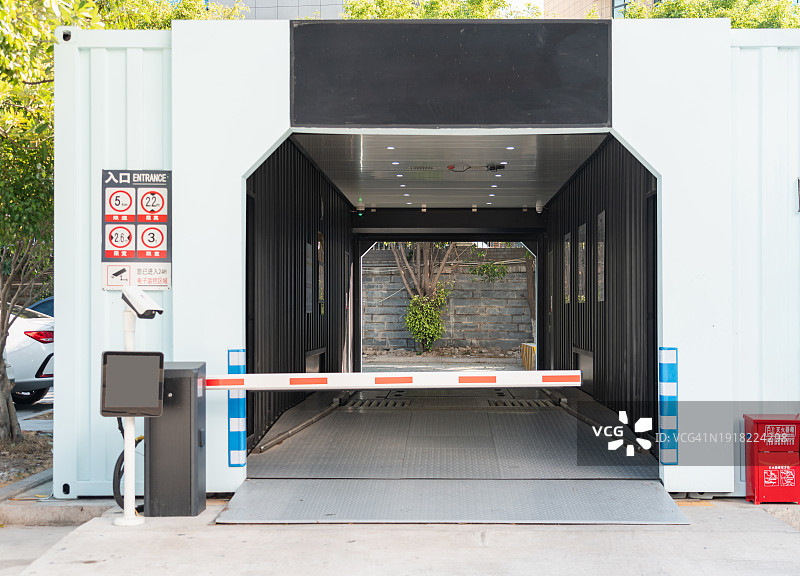 电动汽车开关电源站图片素材