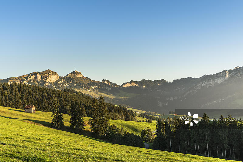 Hoher Kasten,位于瑞士Appenzell Innerrhoden州的阿尔卑斯坦山脉图片素材