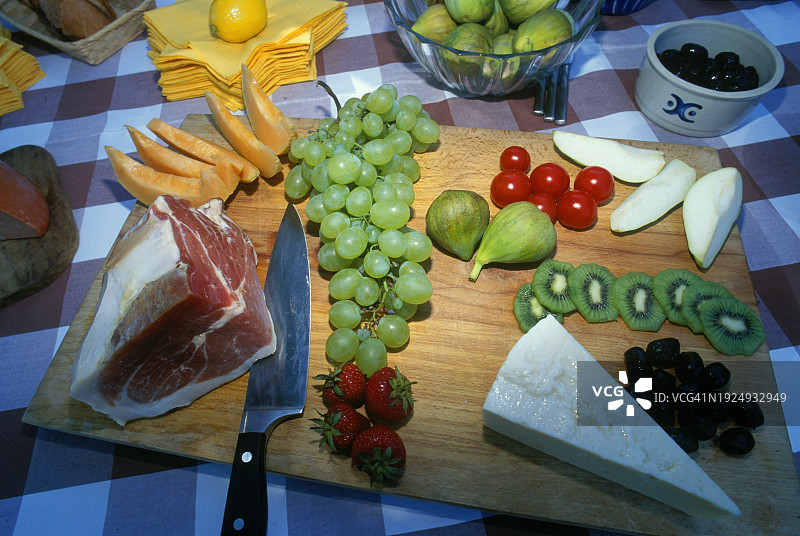 意大利熟食砧板图片素材