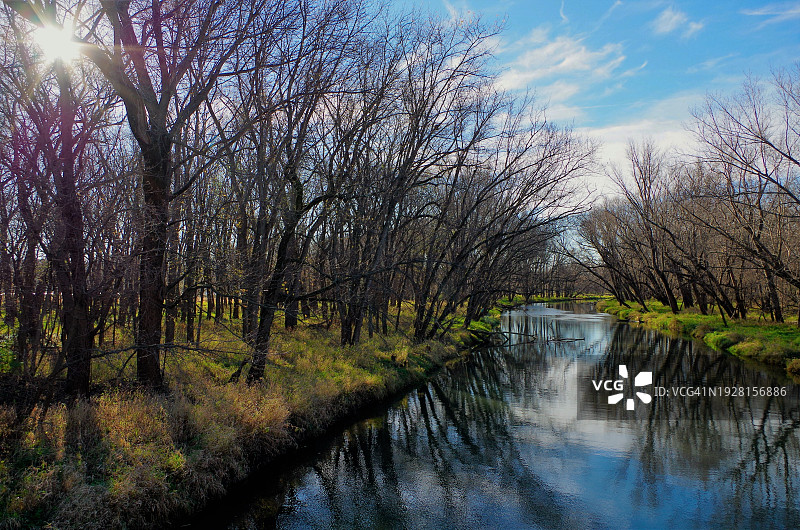 美国伊利诺伊州罗克福德湖光天色美景图片素材