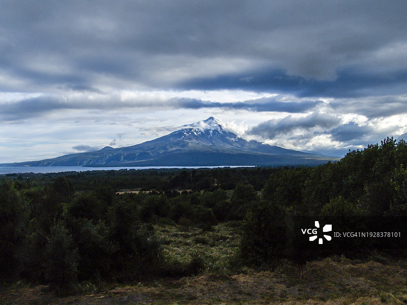 智利恩塞纳达雪山风光图片素材